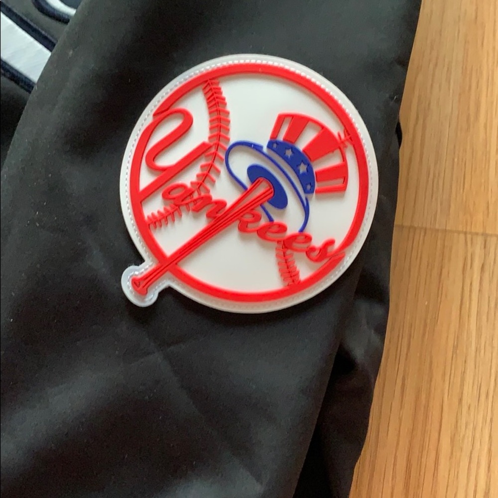 Authentic Yankee Jacket - Picture 3 of 5